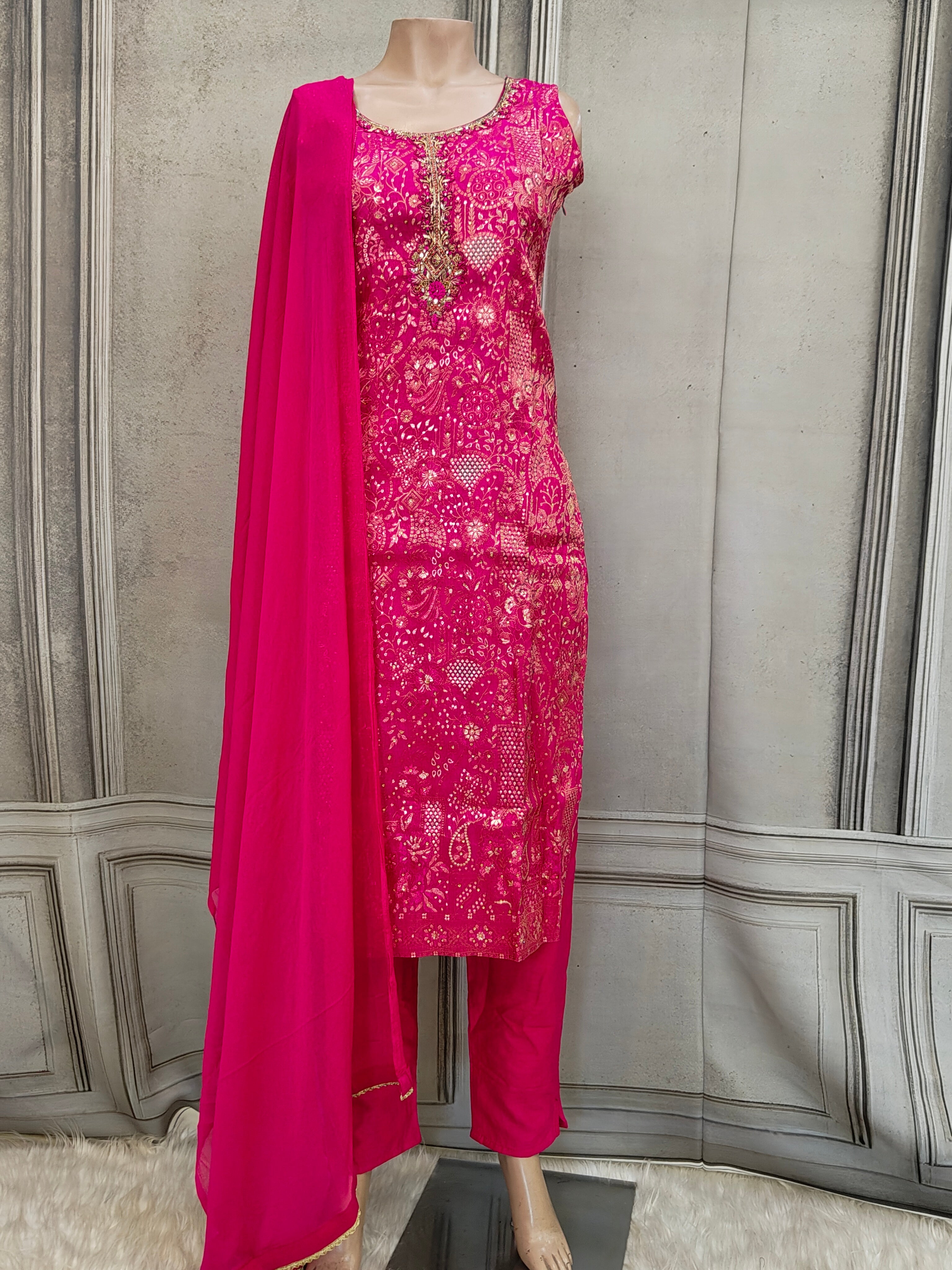 Pink salwar suit