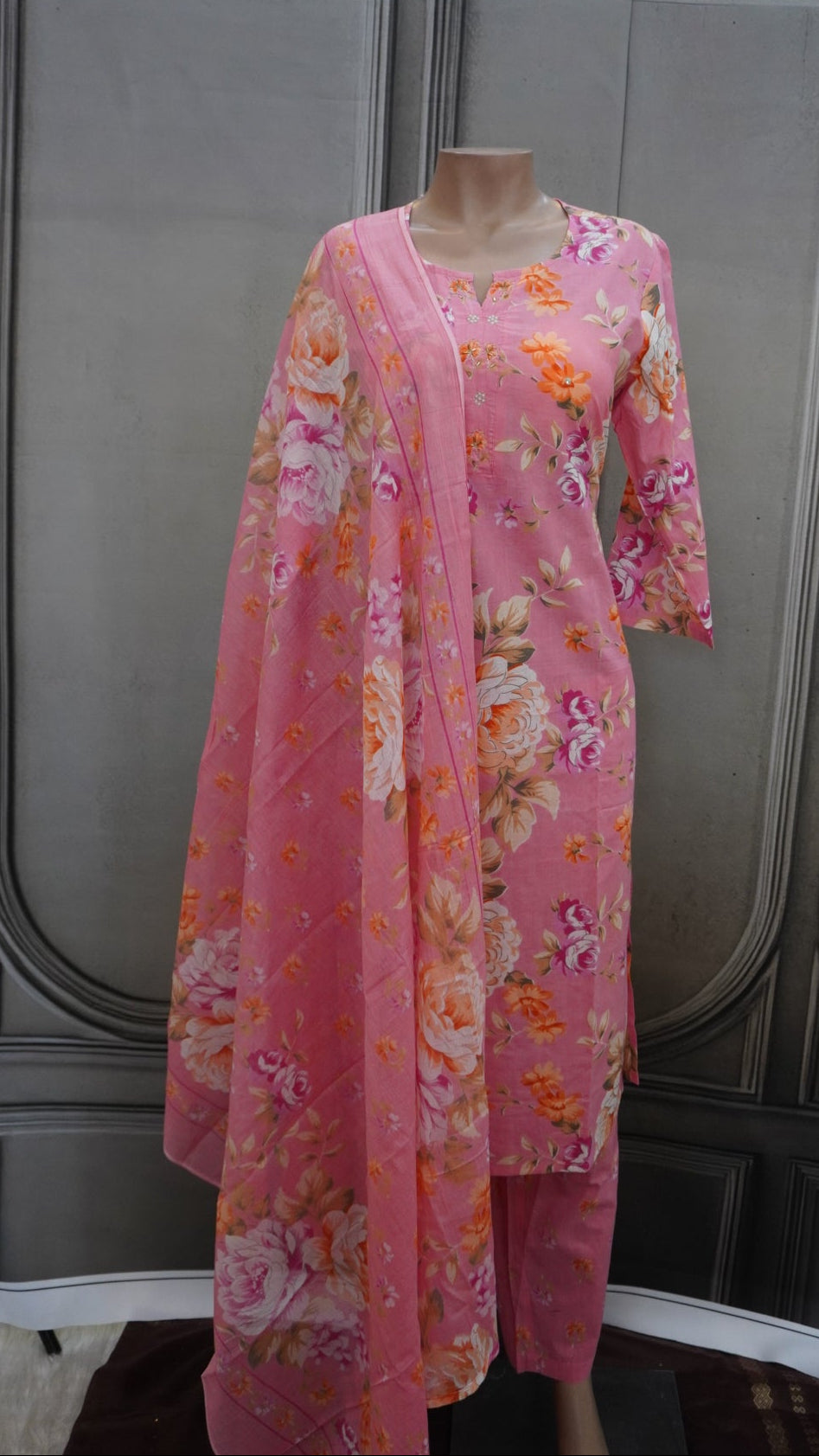 Pink floral cotton set