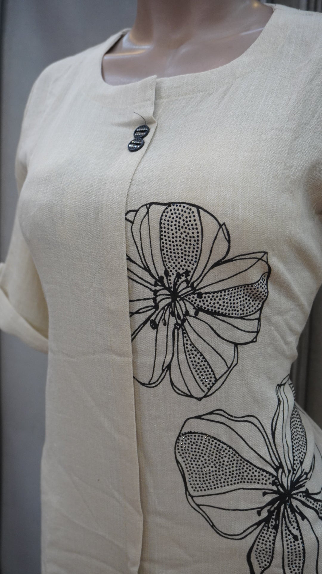 Half white and black print cord set