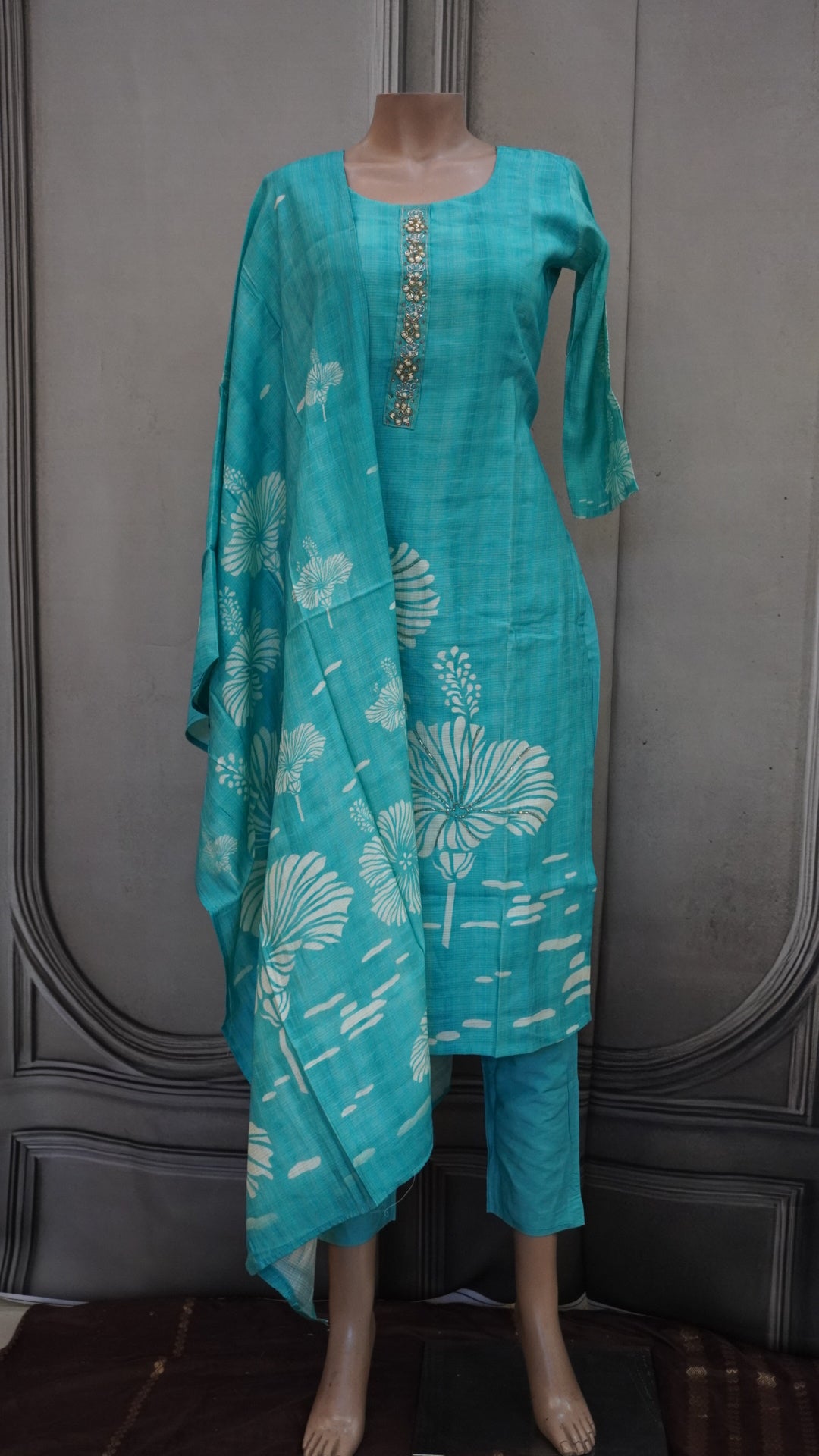 Kurti   set