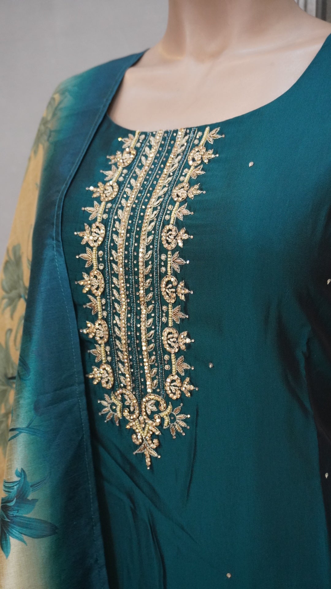 Salwar  suit