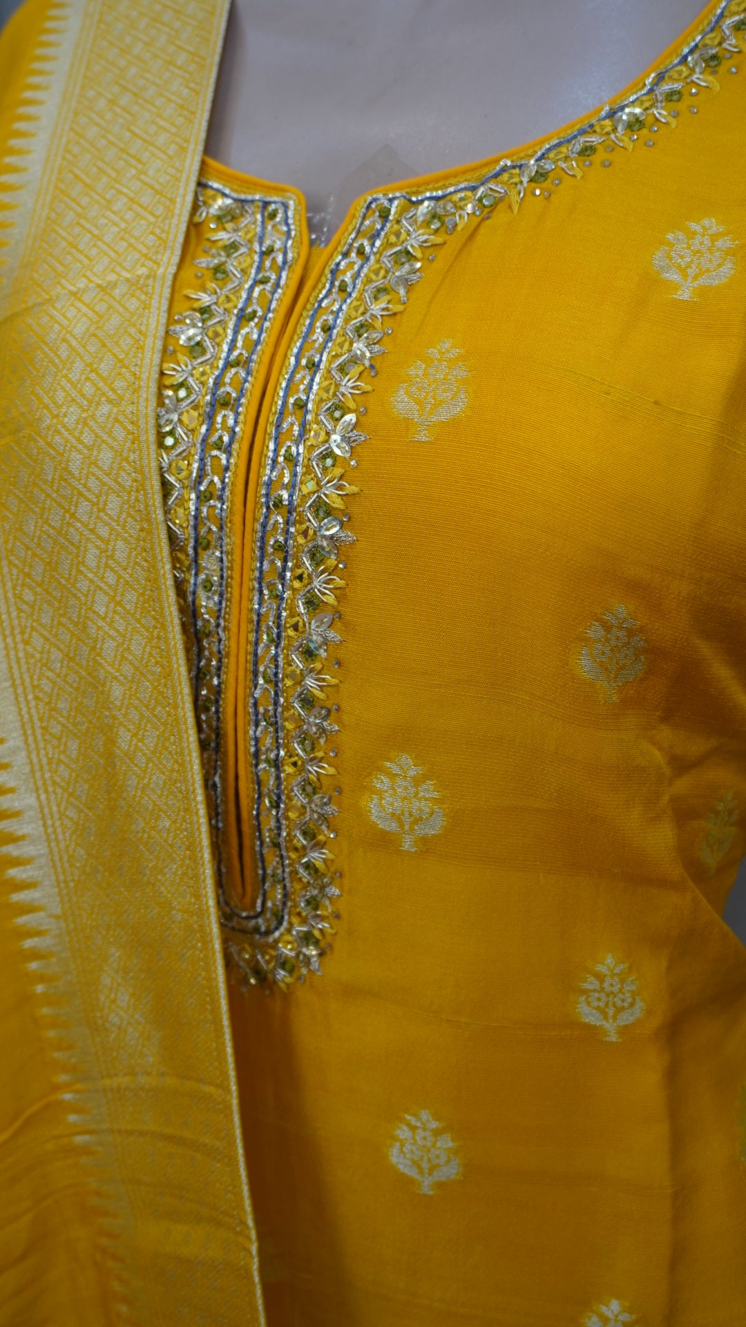 Salwar   suit