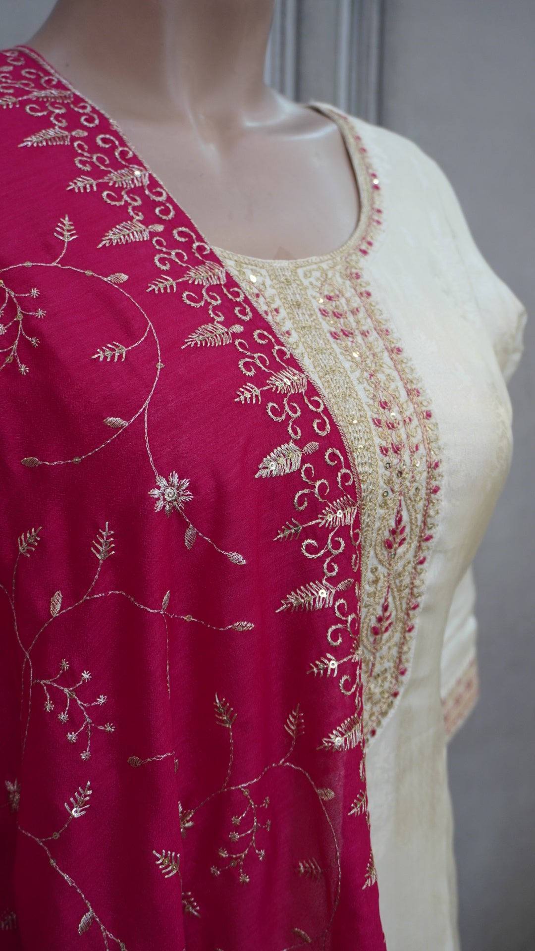 Salwar suit
