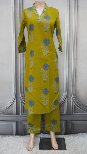 Kurti set