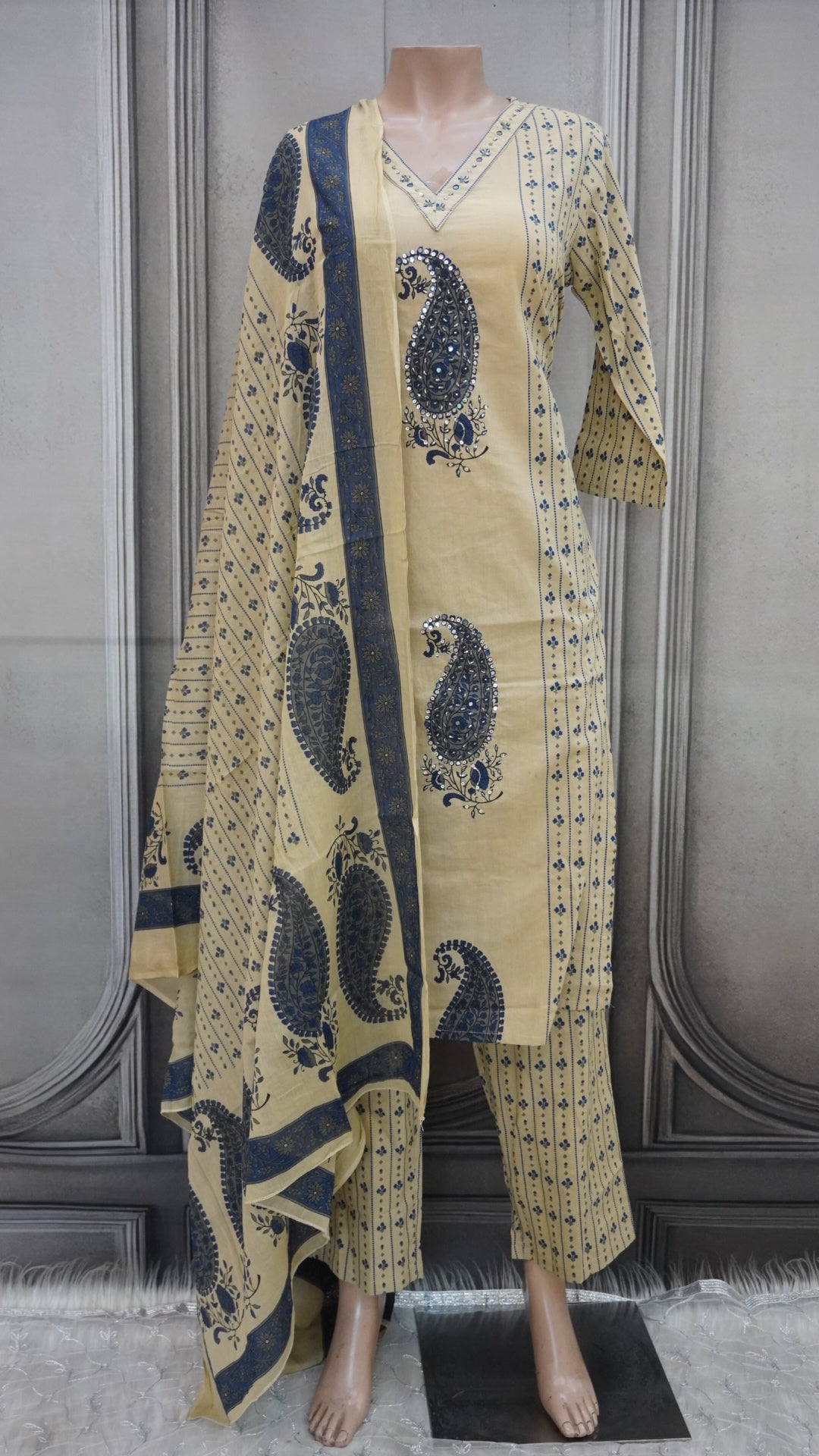 Kurti set