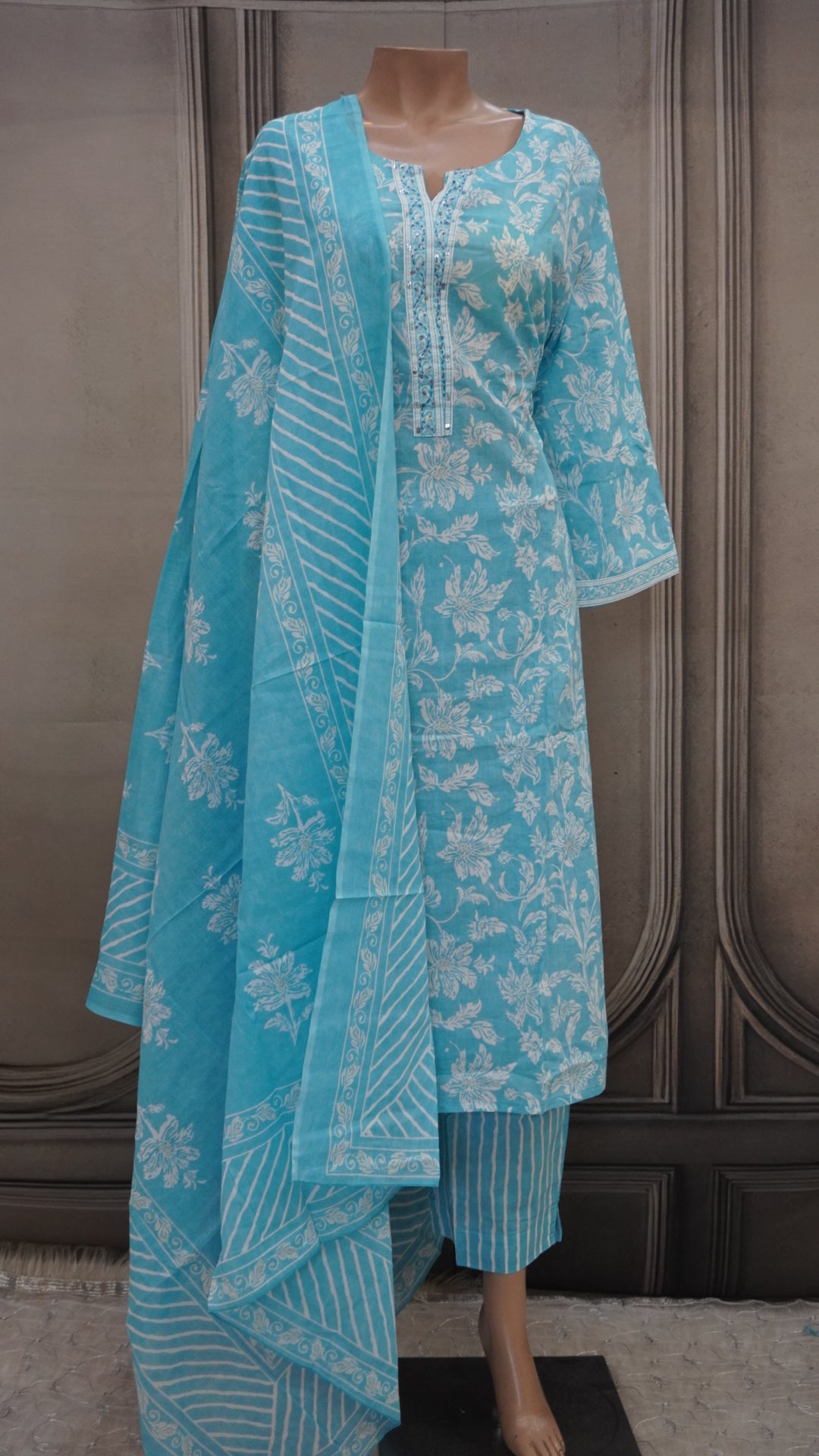 Kurti set