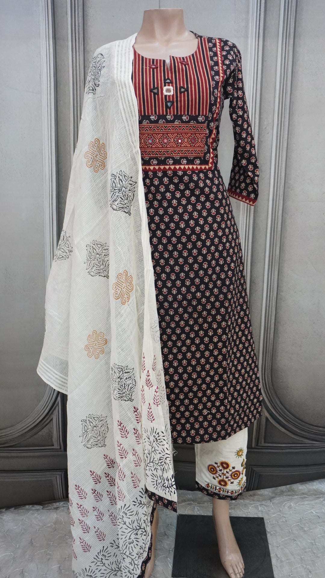 Kurti set