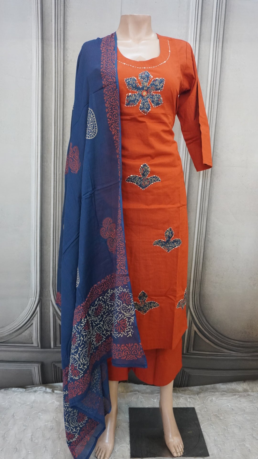 Kurti set
