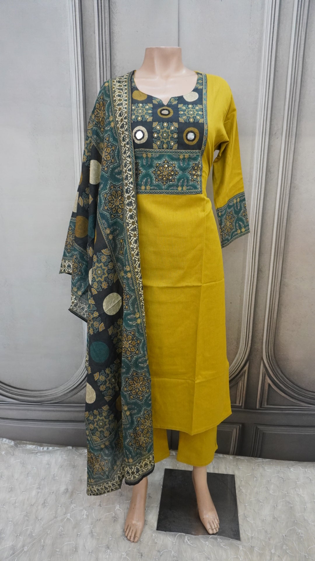 Kurti set