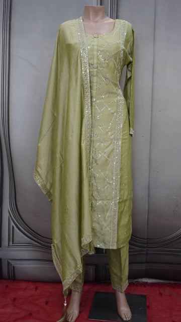Salwar suit