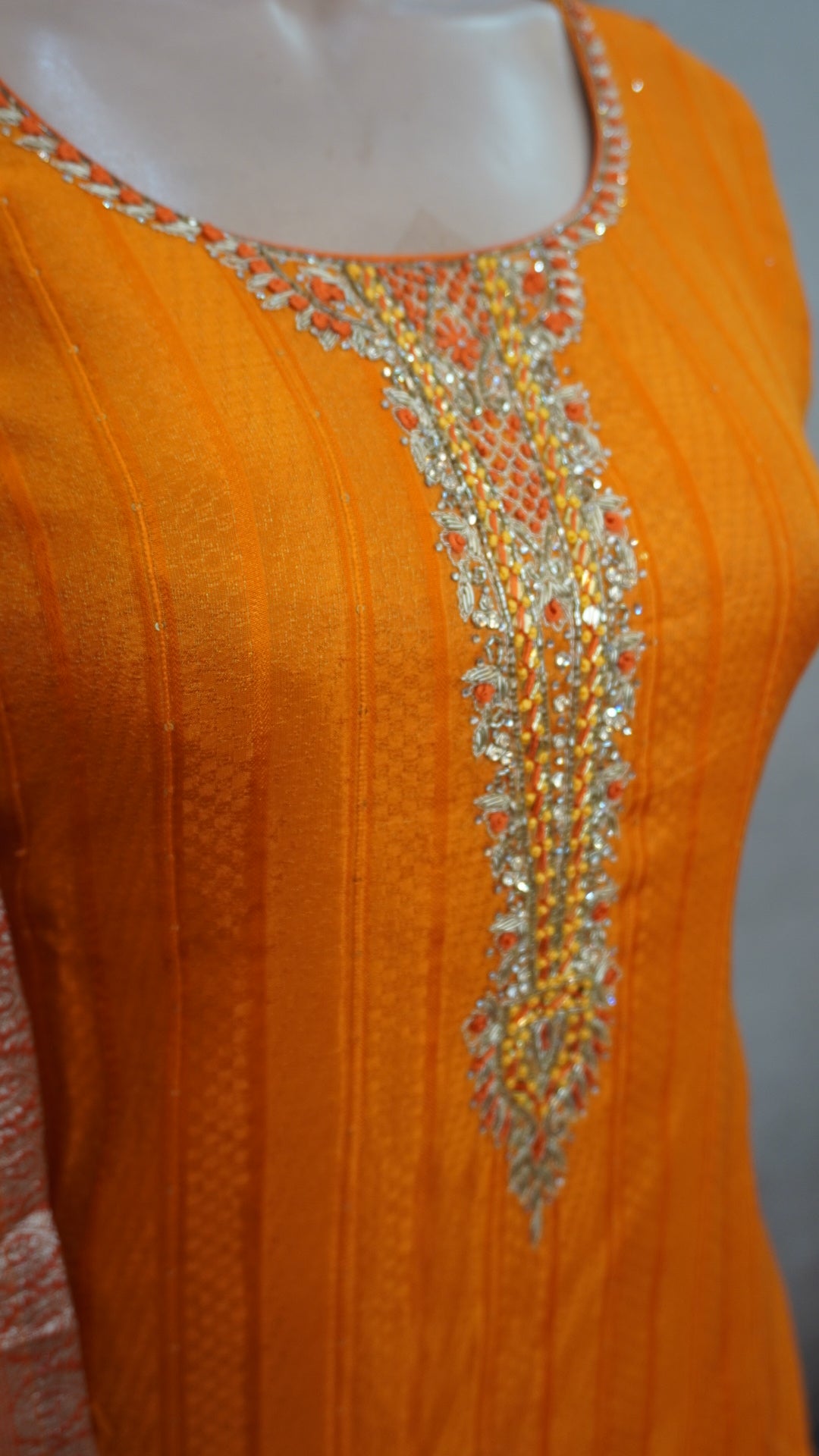 Salwar suit
