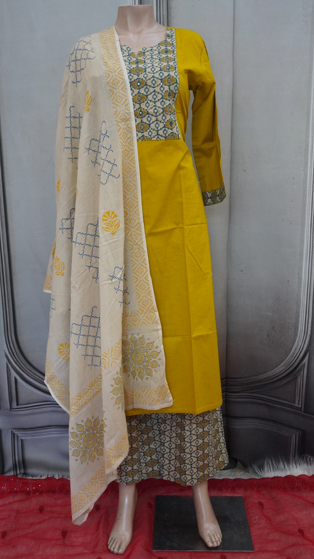 Kurti set