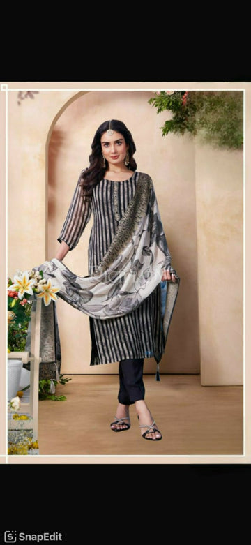 Salwar suit