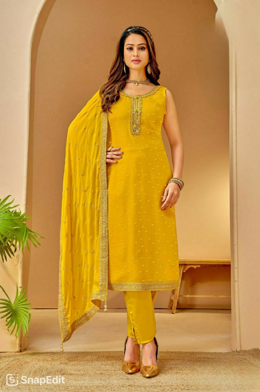 Salwar suit